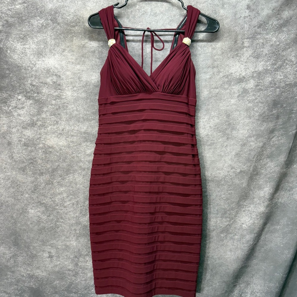 Y2K Cache Burgundy Tiered Bodycon Babydoll Dress Size 6 Rhinestone Detail